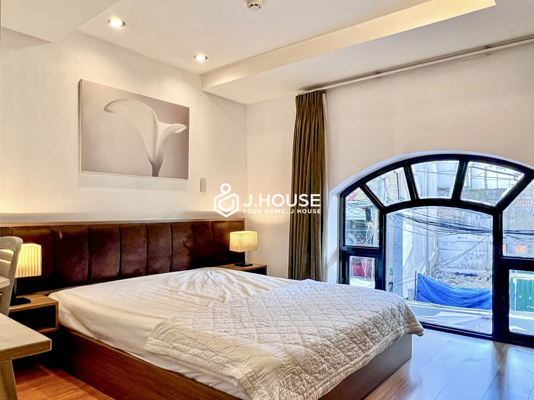 1BR apartment for rent near park and airport, Tan Binh District
