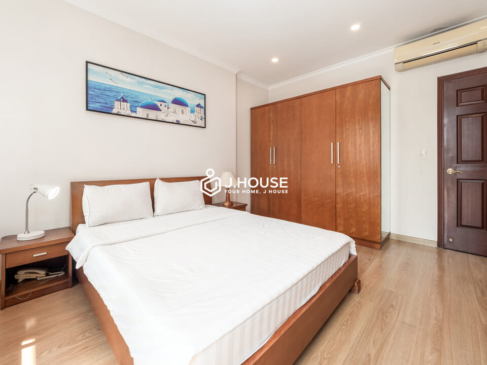 1BR apartment for rent with balcony in Binh Thanh District - Chi's Apartment