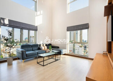 4br duplex apartment 165 sqm at Saigon Pavillon Apartment, District 3, HCM