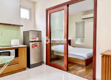 Affordable apartment for rent on Pham Viet Chanh Street, Binh Thanh District