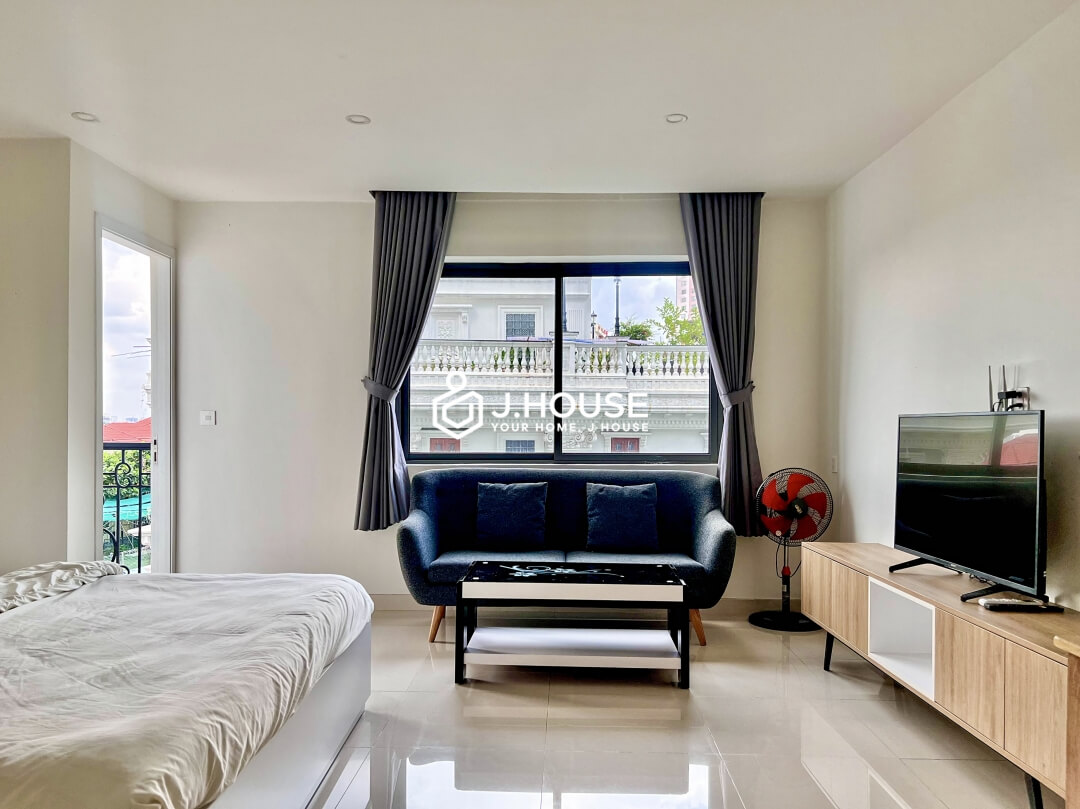 Apartment with swimming pool at Blue Eyes Thao Dien, District 2