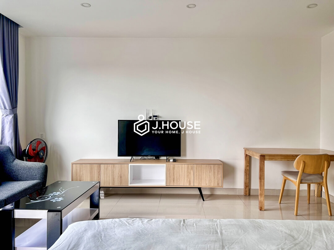 Apartment with swimming pool at Blue Eyes Thao Dien, District 2