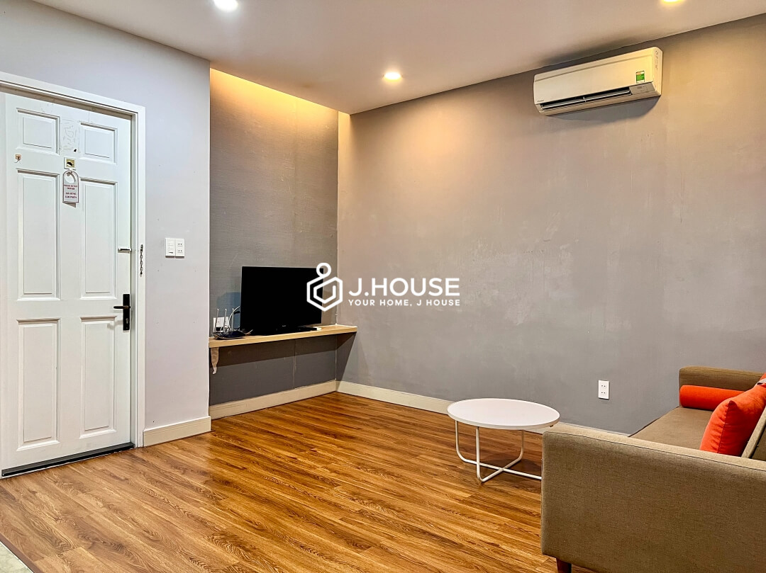 Bright 1BR apartment with a balcony at Ton Apartment, District 1, HCMC