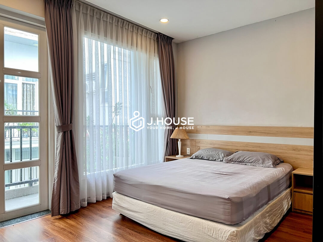 Bright 1BR apartment with a balcony at Ton Apartment, District 1, HCMC