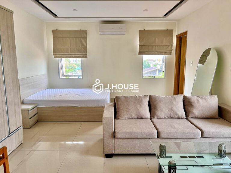 Bright studio apartment with pool and gym at Rosewood Apartment Thao Dien