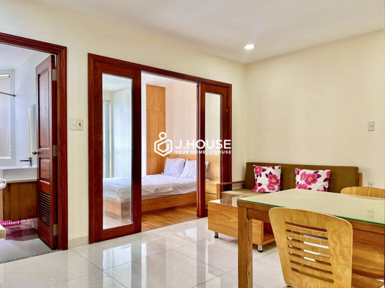 Fully furnished apartment for rent on Pham Viet Chanh Street, Binh Thanh District