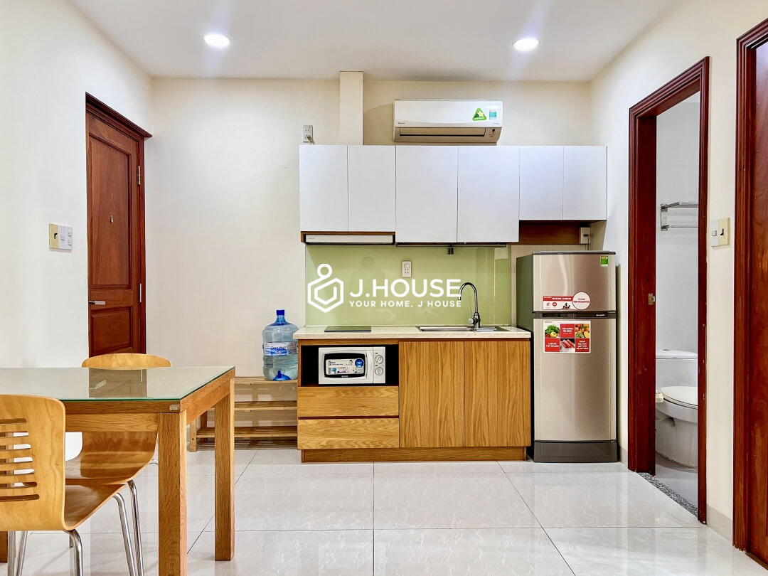 Fully furnished apartment for rent on Pham Viet Chanh Street, Binh Thanh District