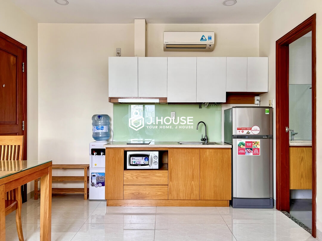 Fully furnished apartment for rent on Pham Viet Chanh Street, Binh Thanh District