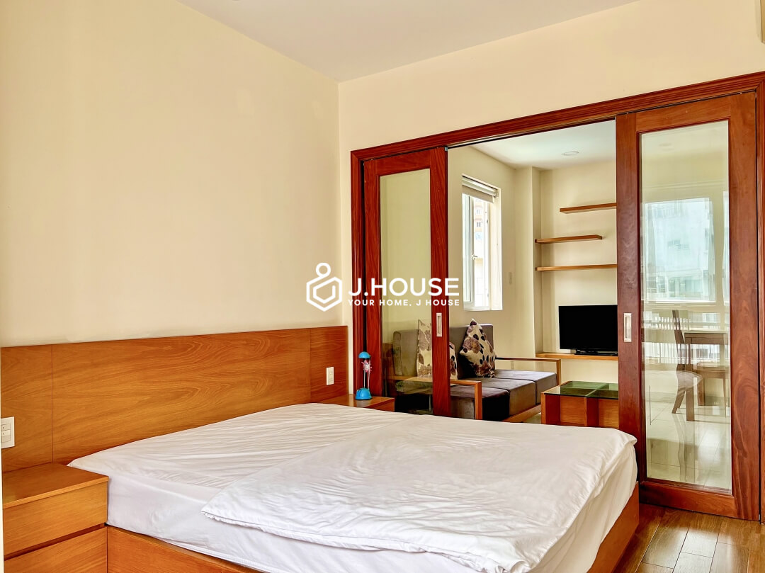 Fully furnished apartment for rent on Pham Viet Chanh Street, Binh Thanh District