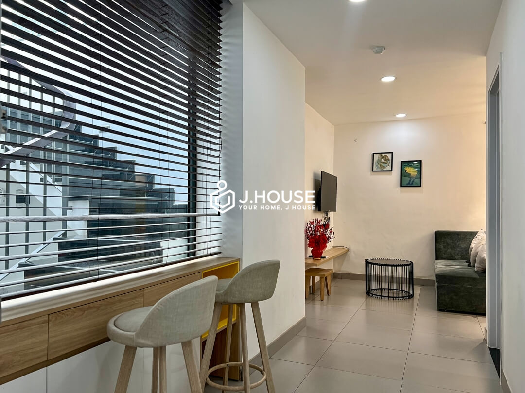 Modern 1 bedroom apartment for rent at Estar Apartment, District 3