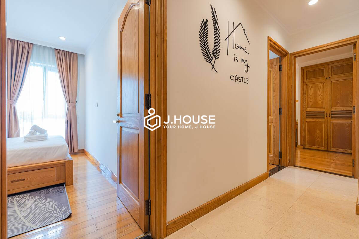 Modern 3 bedroom apartment with city view at Saigon Pavillon, District 3, HCMC