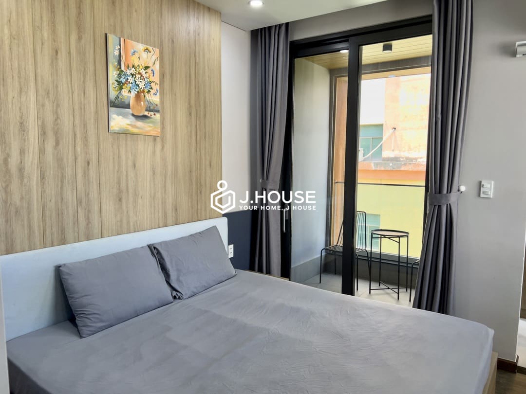 Modern studio apartment for rent with balcony at AV House, District 3, HCMC