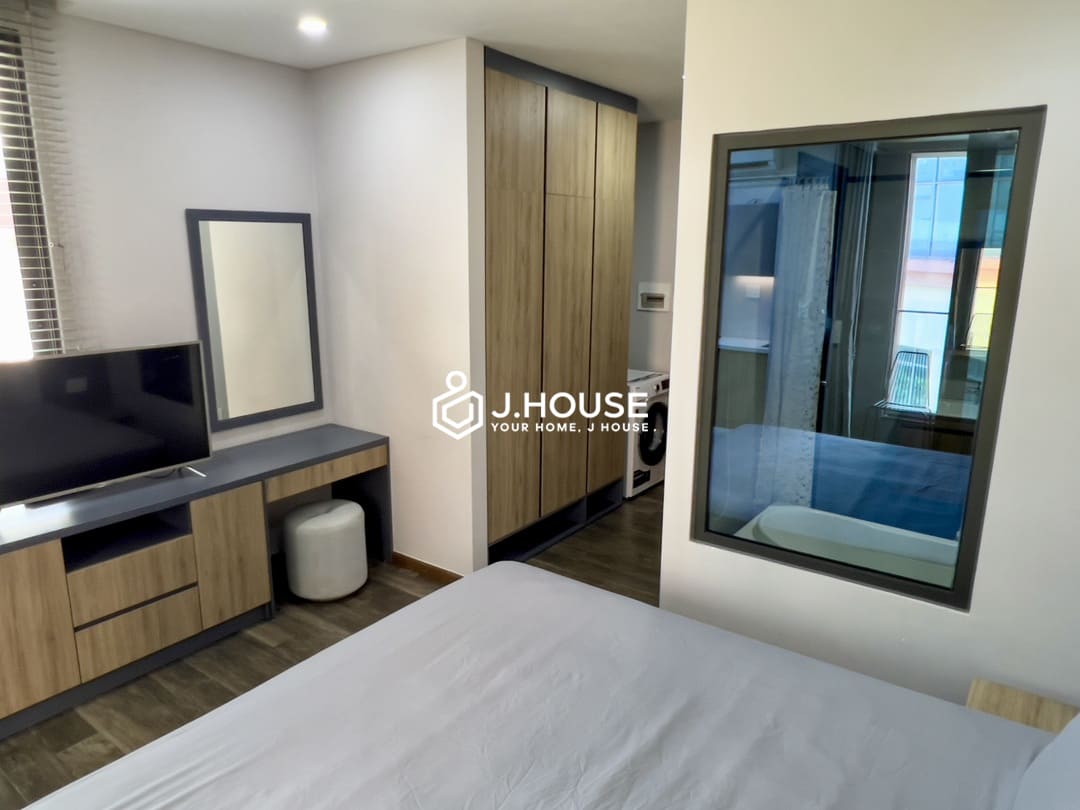 Modern studio apartment for rent with balcony at AV House, District 3, HCMC