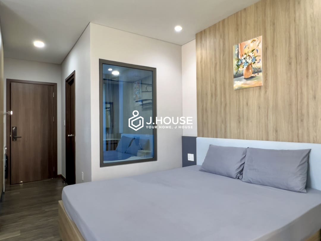 Modern studio apartment for rent with balcony at AV House, District 3, HCMC