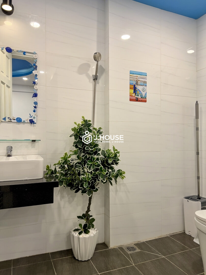 Ocean House 2 br apartment at Nguyen Ngoc Phuong, Binh Thanh District, HCMC