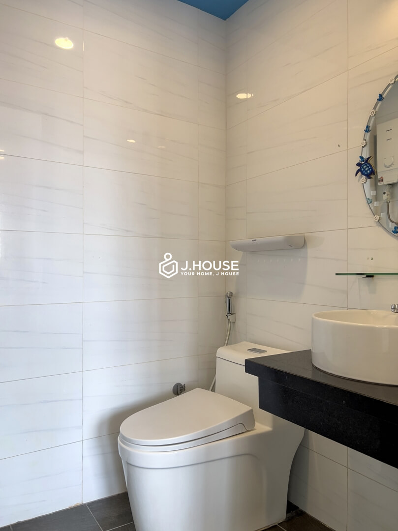 Ocean House 2 br apartment at Nguyen Ngoc Phuong, Binh Thanh District, HCMC