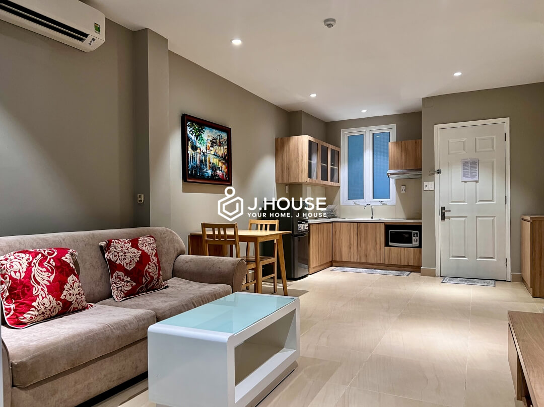 Rent a 1 br apartment on Nguyen Huu Canh Street, Binh Thanh District