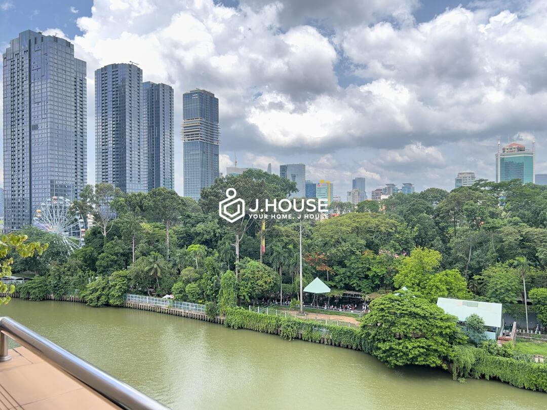 Retro House 2 br apartment at Nguyen Ngoc Phuong, Binh Thanh District, HCMC
