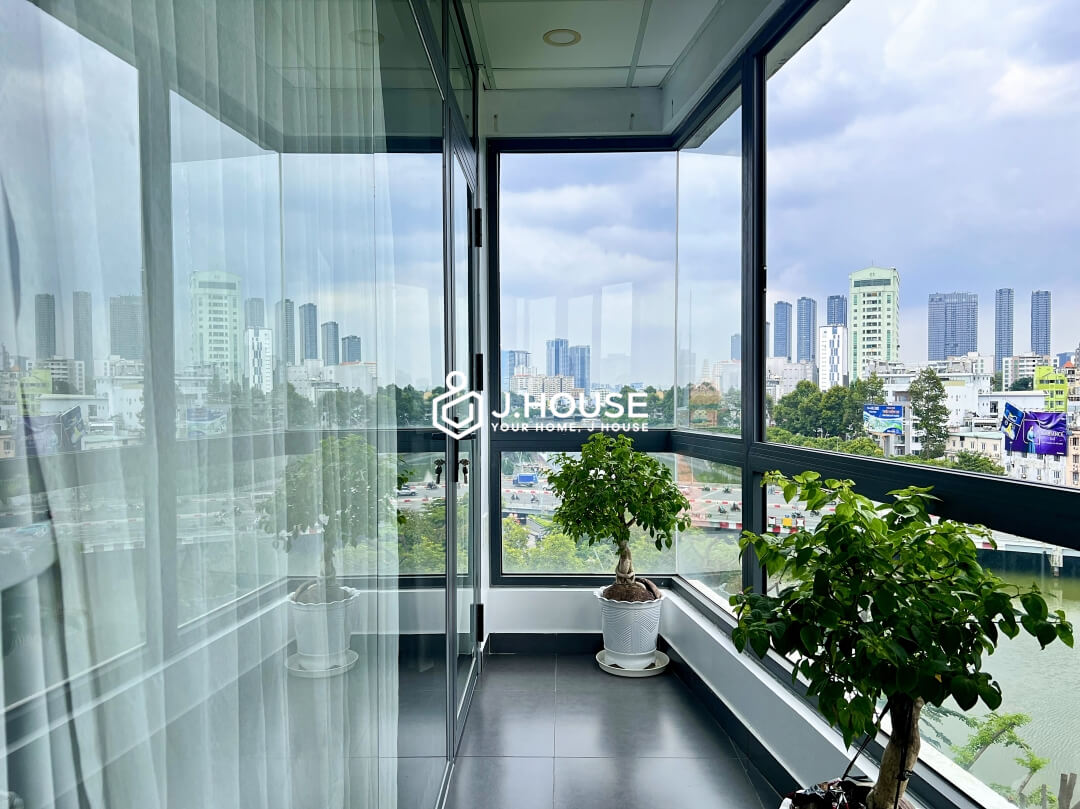 Rooftop 1 BR apartment with sky view at TM Apartment, Binh Thanh District