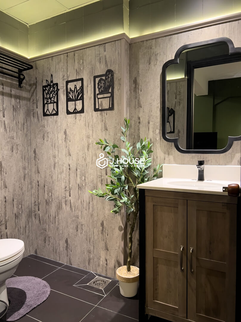 Secret House 2 BR apartment for rent at Nguyen Ngoc Phuong Apartment, Binh Thanh District