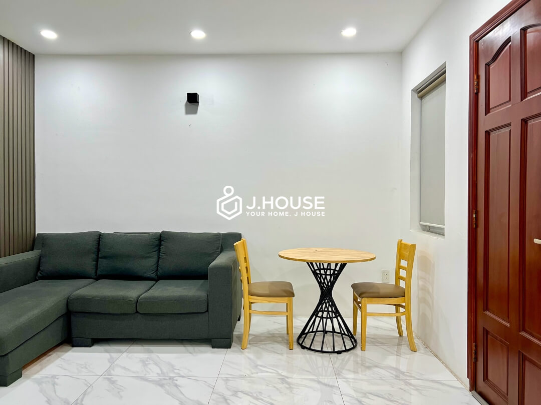 Spacious 1 BR apartment for rent on Nguyen Huu Canh Street, Binh Thanh District