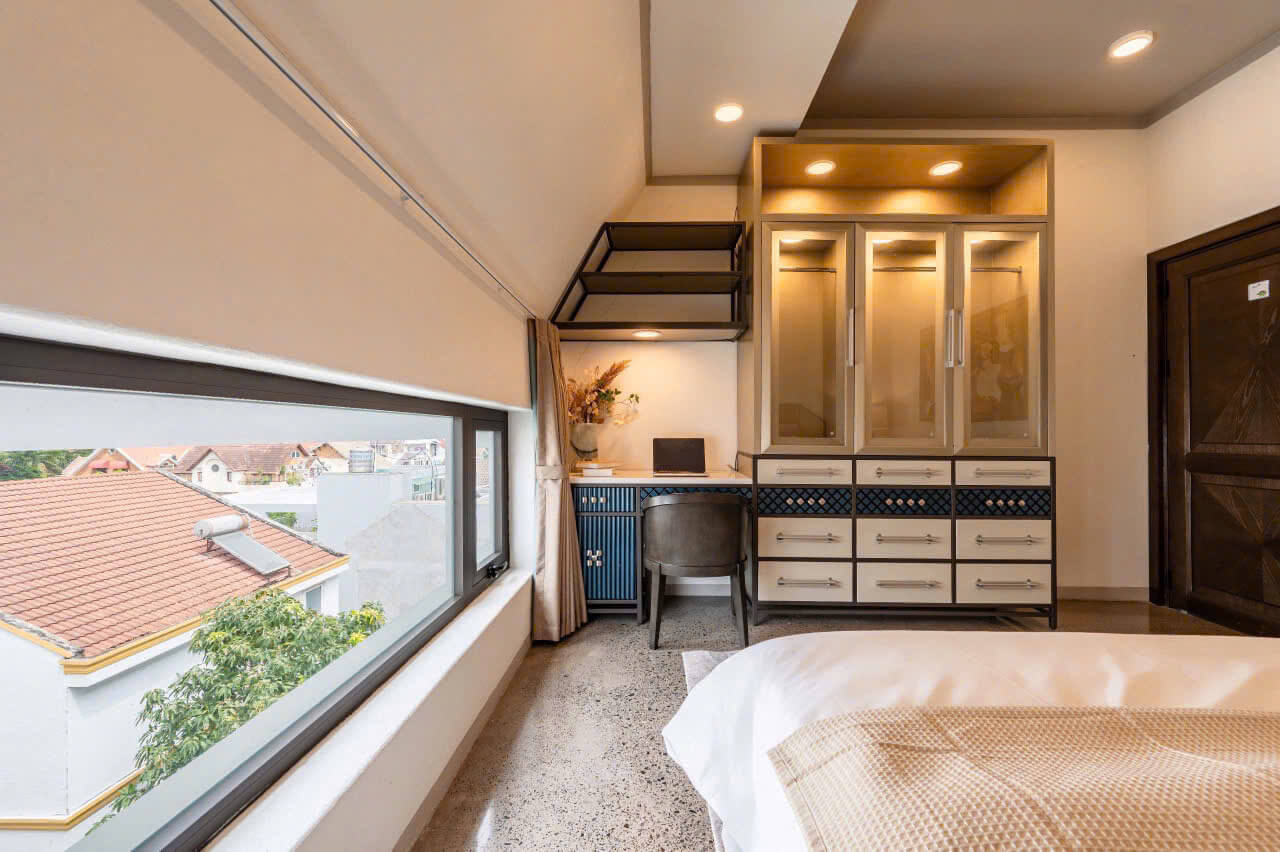Spacious 4 BR luxury serviced apartment Raymond Holm, Thao Dien, District 2