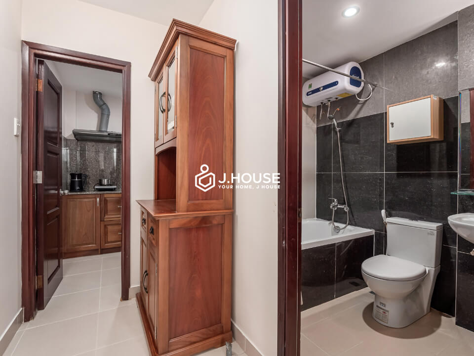 Studio apartment for rent with balcony at Twinpines, District 1, HCMC