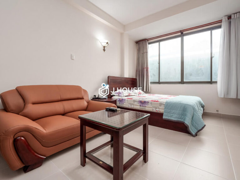 Studio apartment for rent with balcony at Twinpines, District 1, HCMC
