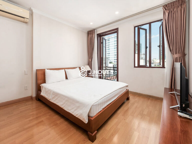 Studio apartment for rent with balcony in Binh Thanh District - Chi's Apartment