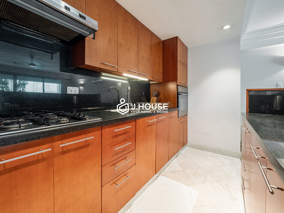 2br apartment for rent with balcony at Saigon Apartment, District 3, HCMC