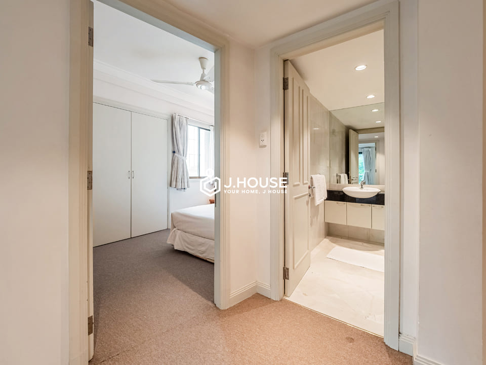 3br duplex apartment for rent at Saigon Apartment, District 3, HCMC
