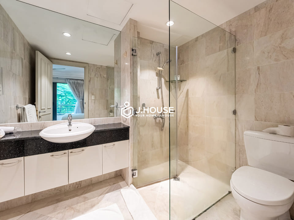 3br duplex apartment for rent at Saigon Apartment, District 3, HCMC