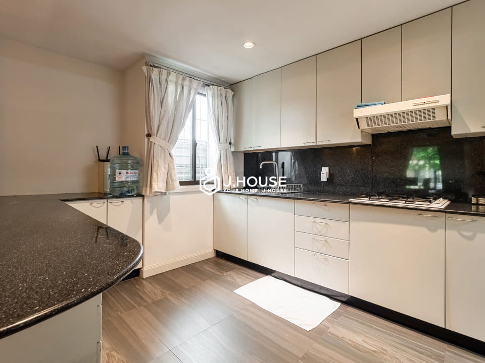 3br duplex apartment for rent at Saigon Apartment, District 3, HCMC