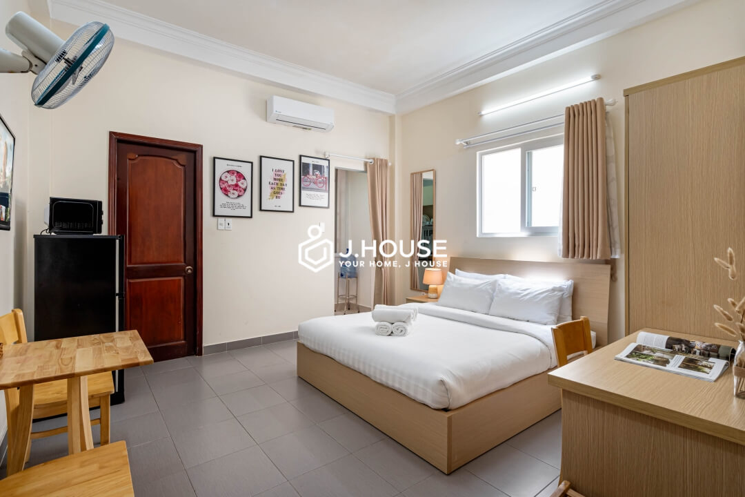 Affordable serviced apartment for rent in the heart of District 1, HCMC