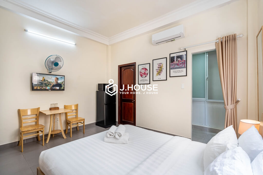 Affordable serviced apartment for rent in the heart of District 1, HCMC
