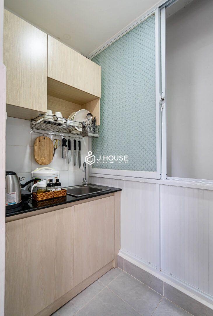 Affordable serviced apartment for rent in the heart of District 1, HCMC