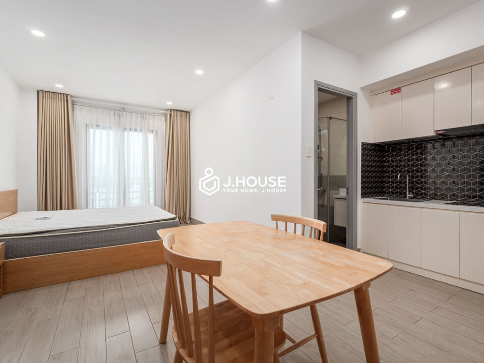 Bright and fully furnished studio apartment for rent in Thao Dien, District 2