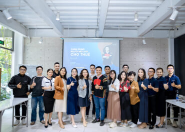 JHouse–Where-Great-Homes-Meet-Great-People-0