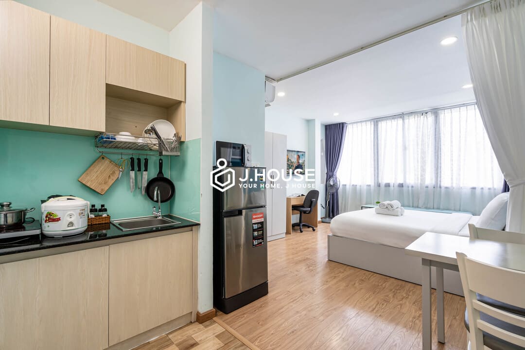Modern serviced apartment for rent in the heart of District 1, HCMC