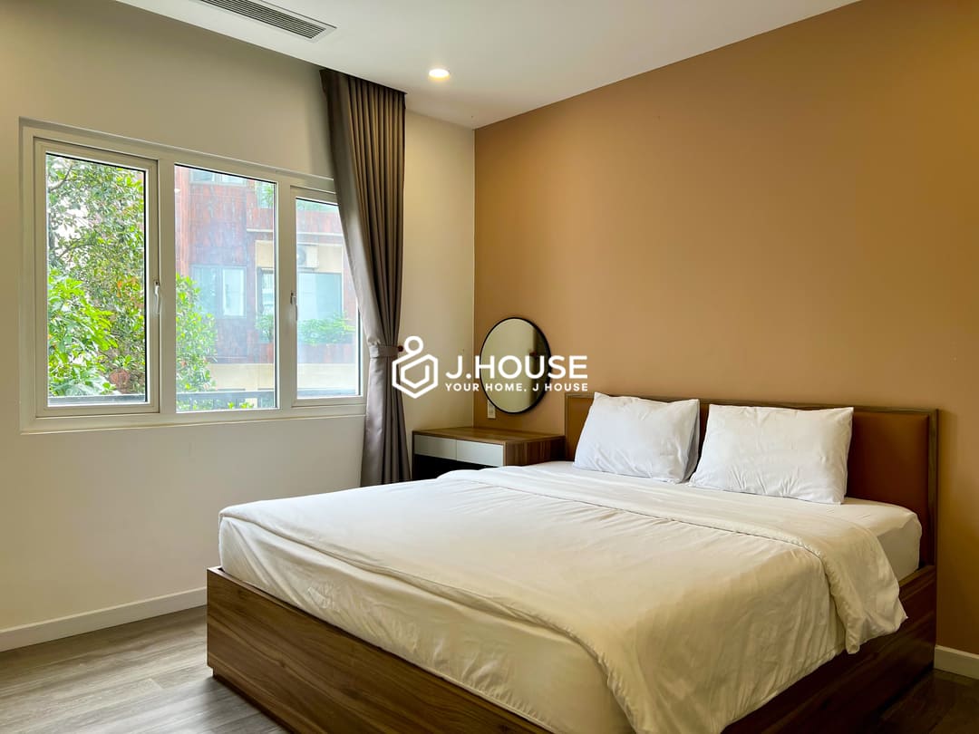 Spacious 1br apartment with pool, gym and sauna at The Huge Apartment, Thao Dien, D2
