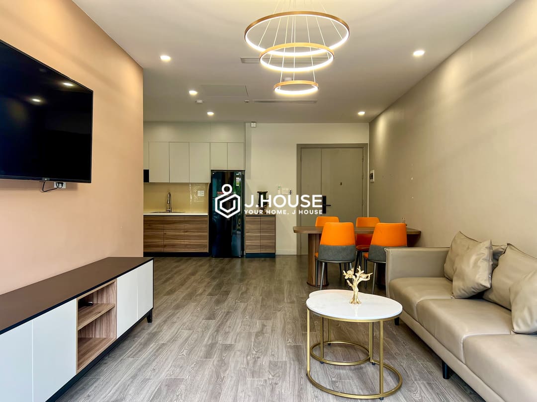 Spacious 1br apartment with pool, gym and sauna at The Huge Apartment, Thao Dien, D2