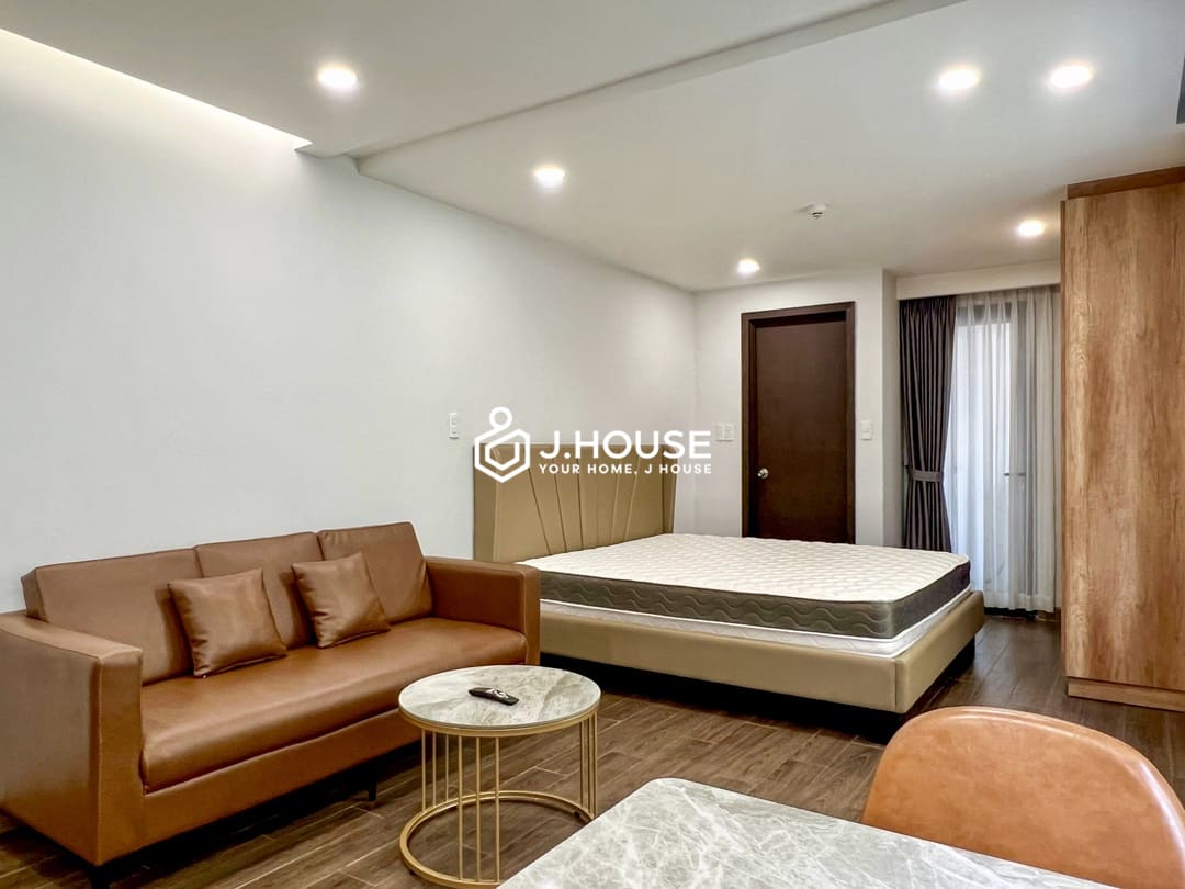 Studio apartment with balcony & bathtub at Phu My Apartment, Binh Thanh District