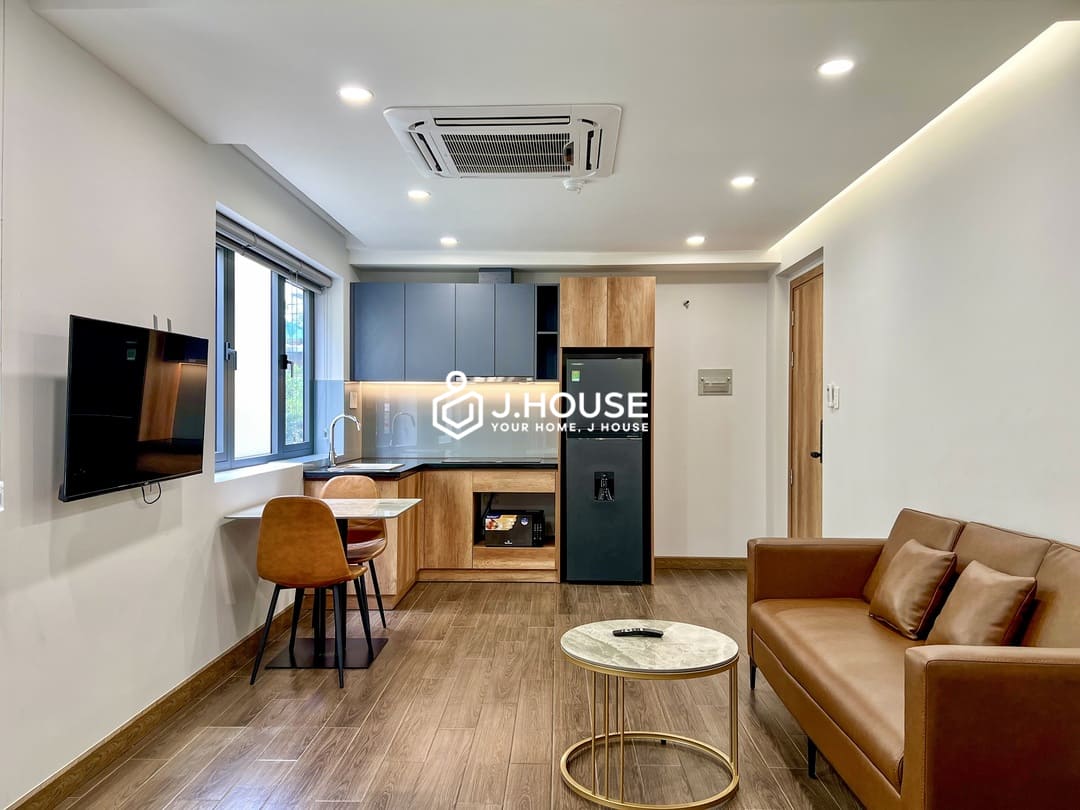 Studio apartment with balcony & bathtub at Phu My Apartment, Binh Thanh District