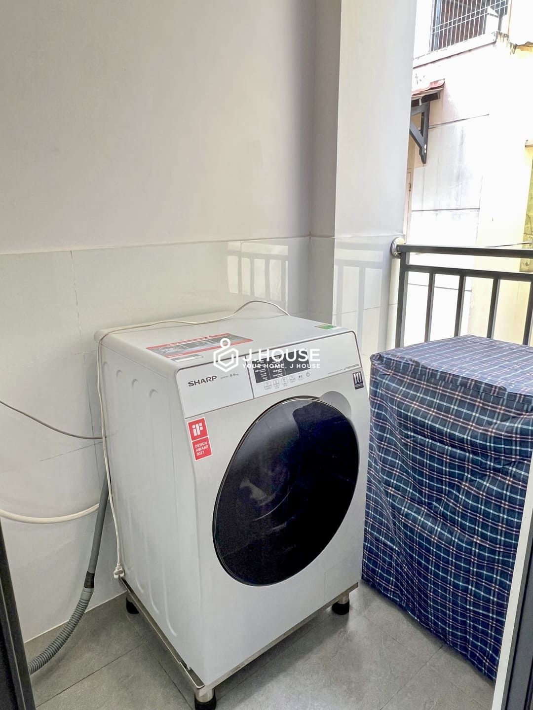 Studio apartment with balcony & bathtub at Phu My Apartment, Binh Thanh District