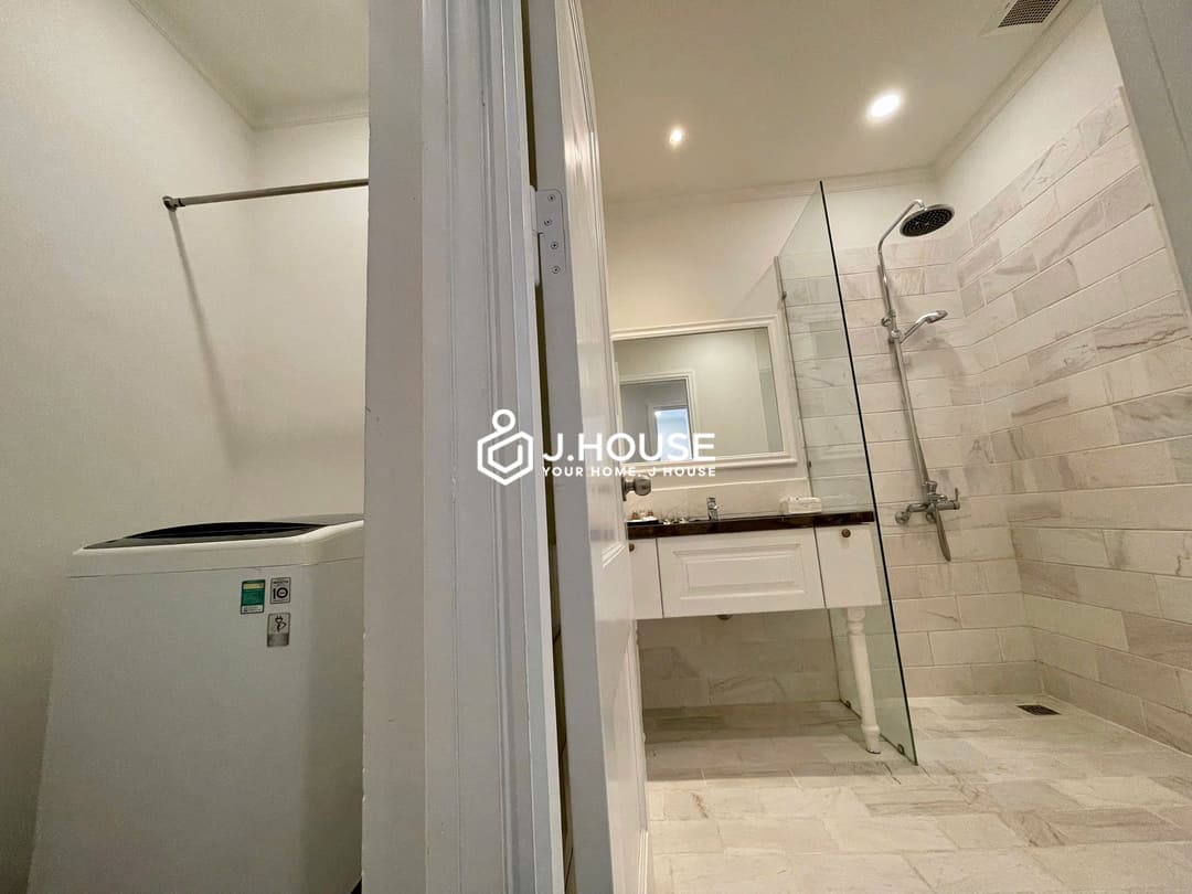 2br apartment with bathtub at Genuss Serviced Apartment, Thao Dien, District 2