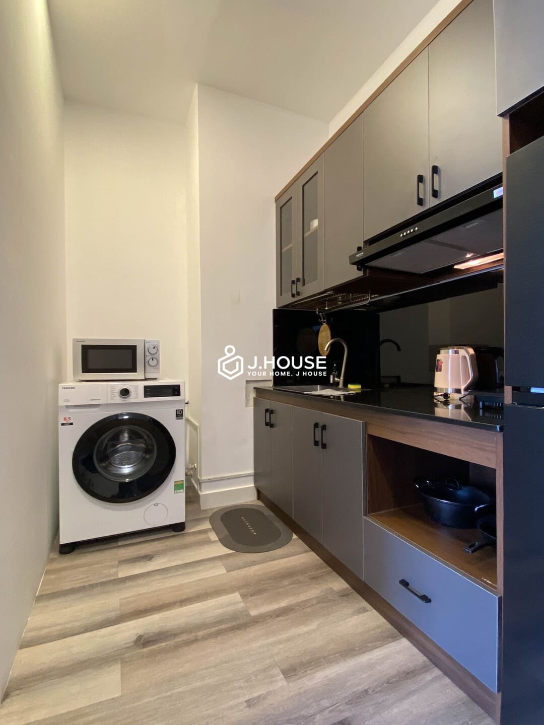 Affordable 2br apartment in Binh Thanh District, HCMC