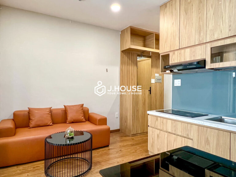 Bright 1 bedroom apartment at Tran Apartment, Thao Dien