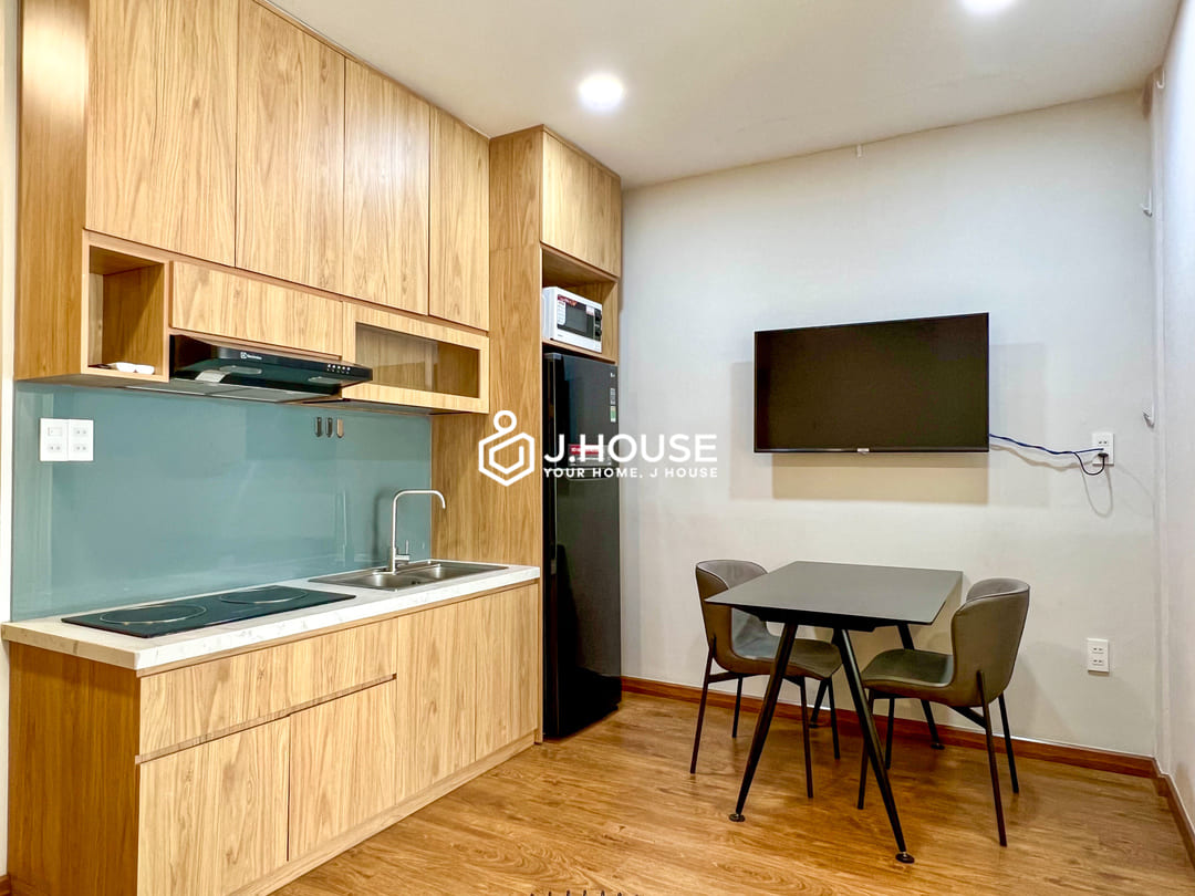 Bright 1 bedroom apartment at Tran Apartment, Thao Dien