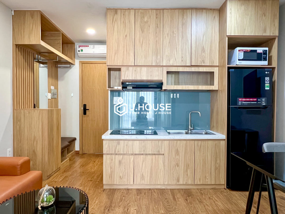 Bright 1 bedroom apartment at Tran Apartment, Thao Dien