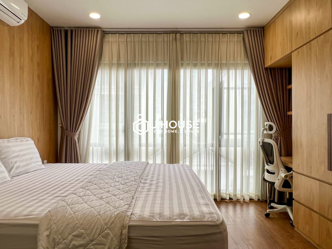 Bright 1 bedroom apartment at Tran Apartment, Thao Dien